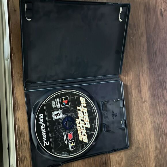 Super Trucks Racing for the PS2 PlayStation2 - Picture 3 of 6